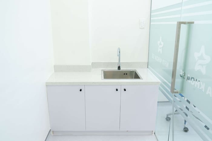 Cái tạo phòng rửa tay Implant